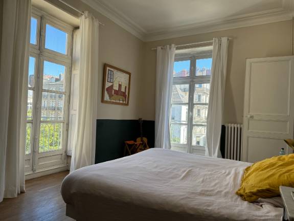 Appartement
                                                        T6
                                                                - DOBRÉE