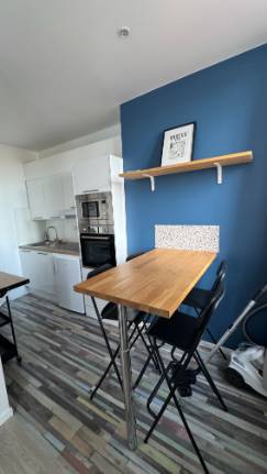 Appartement
                                                        T1
                                                                - TALENSAC
