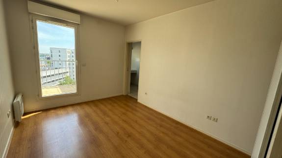Appartement
                                                                - HYPER CENTRE