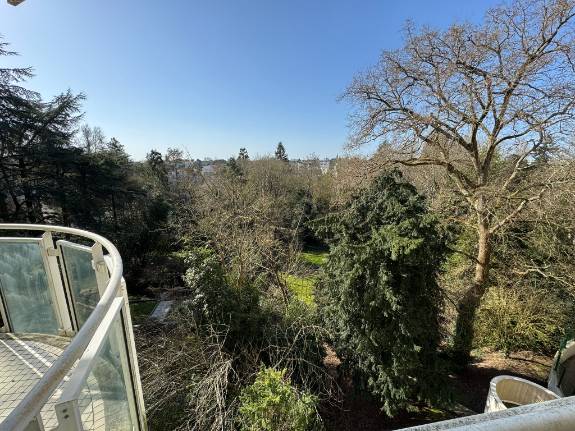 Appartement
                                                                - HYPER CENTRE