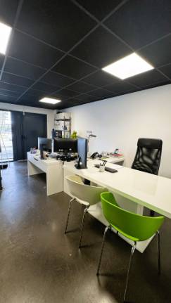 Bureau
                                                                - BOUGUENAIS